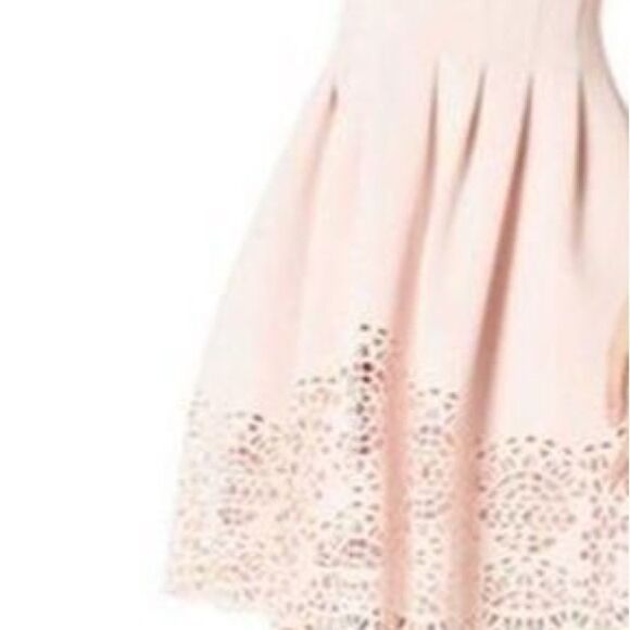 VINCE CAMUTO Size 14P Laser Detail Light Pink Dress has pockets! - Picture 4 of 16